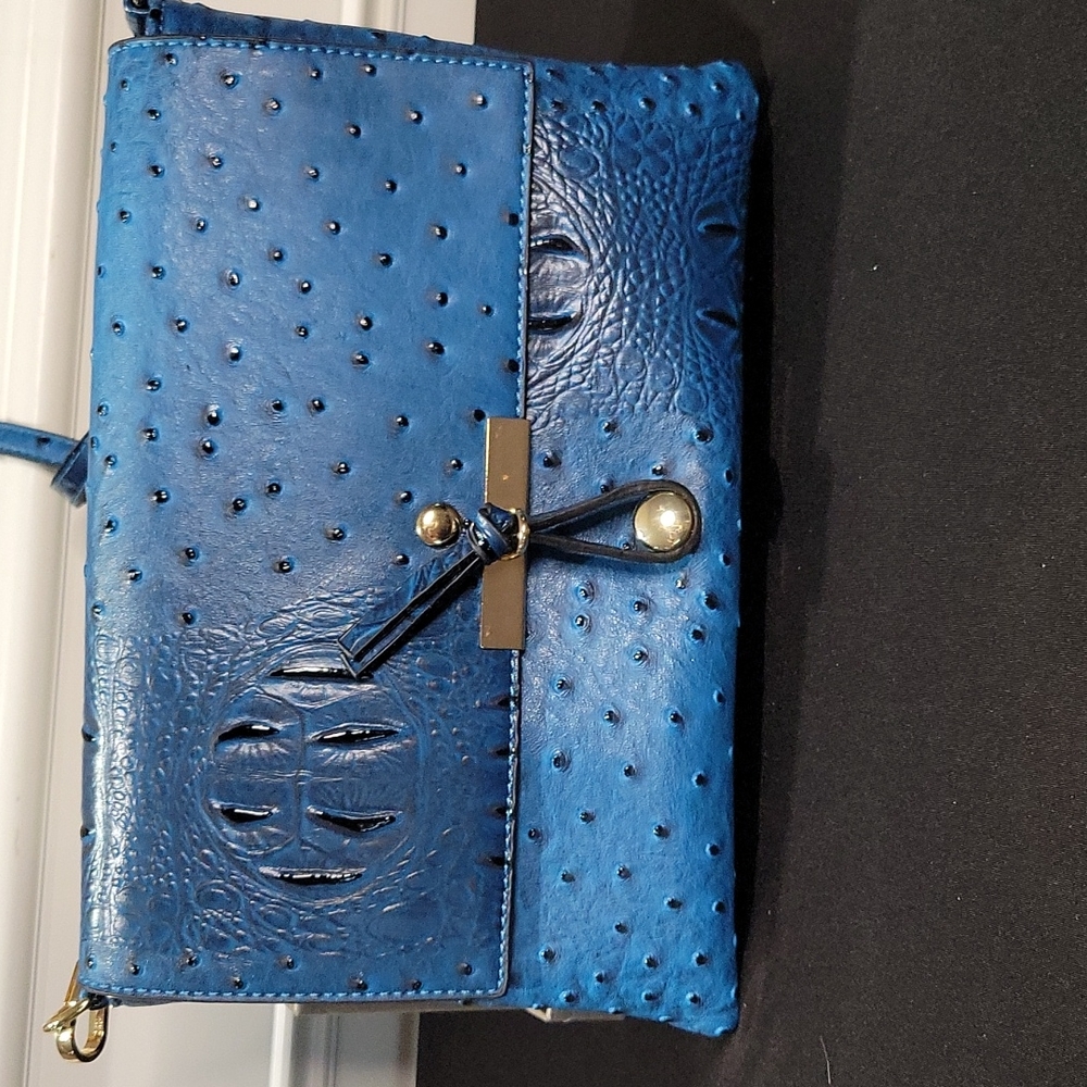 Le Miel Blue Vegan Embossed Ostrich Crossbag - Picture 9 of 9